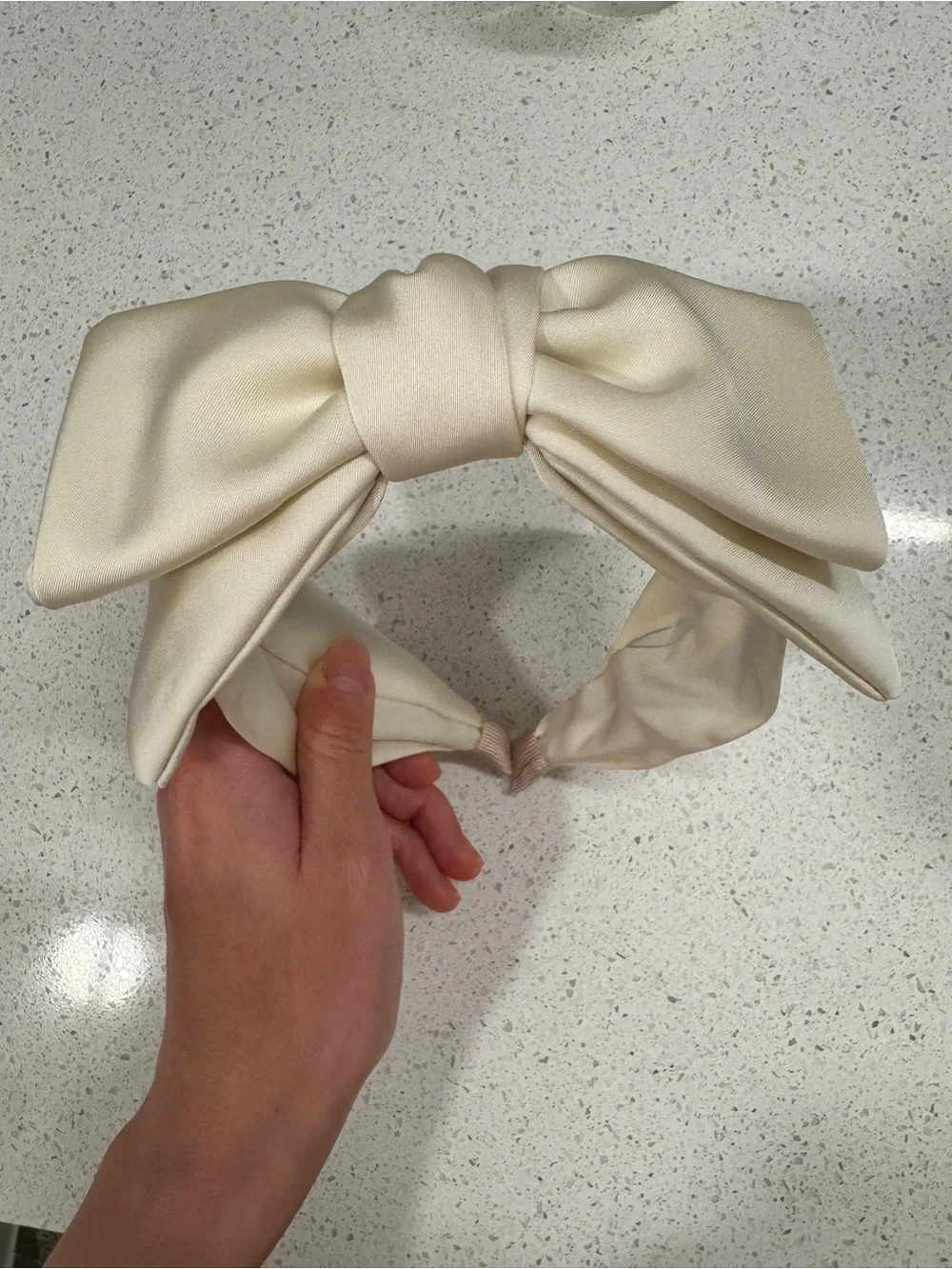 Hande Made chic cream